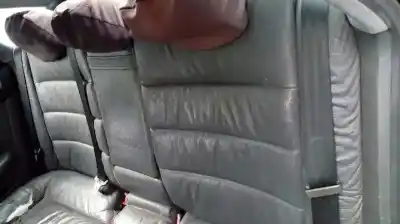 Sloopvoertuig audi a6 berlina (4b2) 2.4 (121kw) van het jaar 1998 aangedreven aga