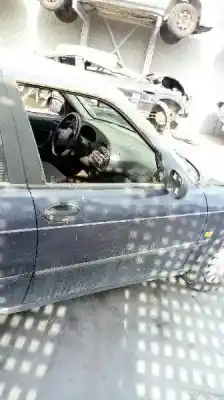Sloopvoertuig saab 900 berlina 2.0 van het jaar 1994 aangedreven b206i