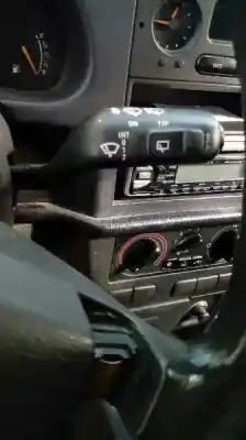 Sloopvoertuig saab 900 berlina 2.0 van het jaar 1994 aangedreven b206i