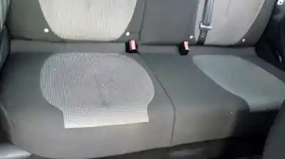 Здавання транспортного засобу citroen c4 coupe collection року 2006 потужний 9hy(dv6ted4)