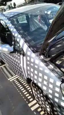 Sloopvoertuig ford galaxy (vy) ambiente van het jaar 2004 aangedreven auy