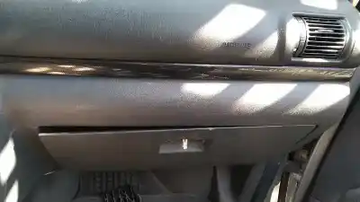 Sloopvoertuig ford galaxy (vy) ambiente van het jaar 2004 aangedreven auy