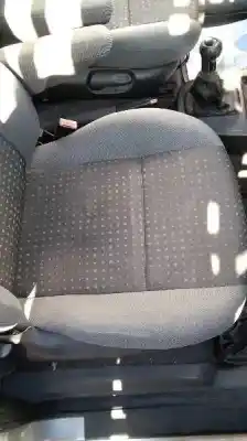 Sloopvoertuig ford galaxy (vy) ambiente van het jaar 2004 aangedreven auy