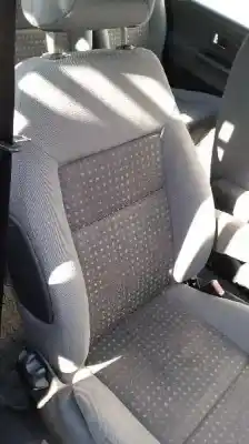 Sloopvoertuig ford galaxy (vy) ambiente van het jaar 2004 aangedreven auy