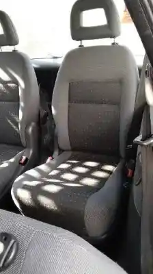 Sloopvoertuig ford galaxy (vy) ambiente van het jaar 2004 aangedreven auy