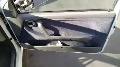 Veículo de Sucata fiat punto (176_) 75 1.2 do ano 1994 alimentado 176a8.000