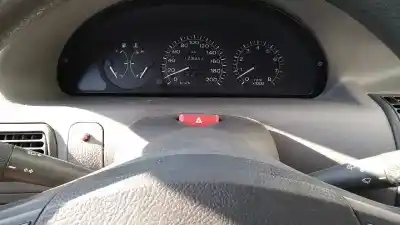 Veículo de Sucata fiat punto (176_) 75 1.2 do ano 1994 alimentado 176a8.000