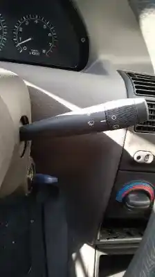 Veículo de Sucata fiat punto (176_) 75 1.2 do ano 1994 alimentado 176a8.000