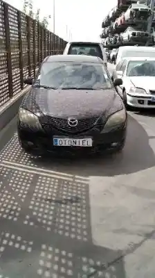 Vehicul casat mazda 3 berlina (bk) 1.6 cd diesel cat al anului 2004 alimentat y6