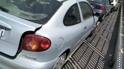 Утилизация автомобиля renault megane i fase 2 berlina (ba0) 1.9 dci diesel cat 102 cv / 75 kw года 2001 питание f9q k7