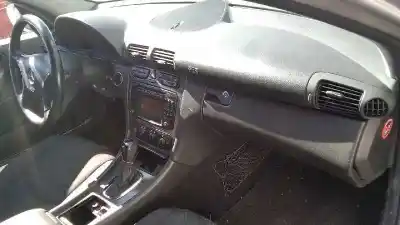 Утилизация автомобиля mercedes-benz clase c (w203) familiar 2.2 cdi cat года 2002 питание om611962