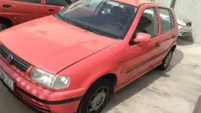 Vehículo de desguace VOLKSWAGEN POLO BERLINA (6N1) Básico del año 1998 con motor AER