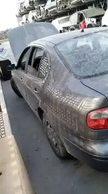 Здавання транспортного засобу seat toledo (1m2) executive року 2002 потужний bcb
