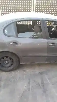 Здавання транспортного засобу seat toledo (1m2) executive року 2002 потужний bcb