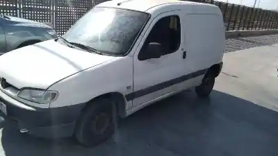 Здавання транспортного засобу peugeot partner (s1) combispace року 2000 потужний wjz
