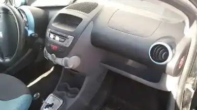 Здавання транспортного засобу peugeot 107 básico року 2008 потужний 1kr