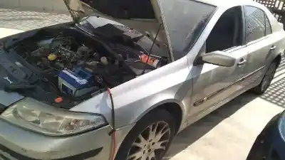 Здавання транспортного засобу renault laguna ii (bg0) dynamique року 2001 потужний f9q t7
