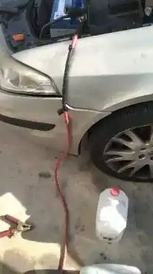 Здавання транспортного засобу renault laguna ii (bg0) dynamique року 2001 потужний f9q t7