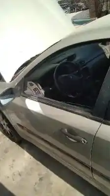 Здавання транспортного засобу renault laguna ii (bg0) dynamique року 2001 потужний f9q t7
