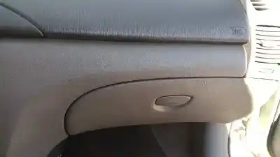 Здавання транспортного засобу renault laguna ii (bg0) dynamique року 2001 потужний f9q t7