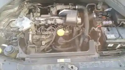 Здавання транспортного засобу renault laguna ii (bg0) dynamique року 2001 потужний f9q t7