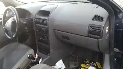 Verschrottungsfahrzeug opel astra g berlina club des jahres 2000 angetrieben y17dt