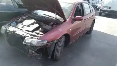 Здавання транспортного засобу seat leon (1m1) signo року 2000 потужний akl