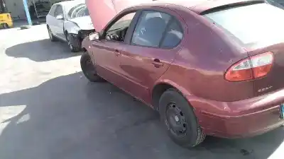 Здавання транспортного засобу seat leon (1m1) signo року 2000 потужний akl