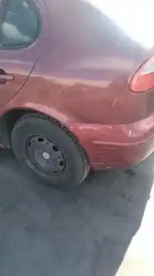 Здавання транспортного засобу seat leon (1m1) signo року 2000 потужний akl