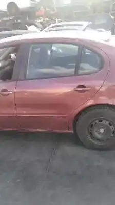 Здавання транспортного засобу seat leon (1m1) signo року 2000 потужний akl