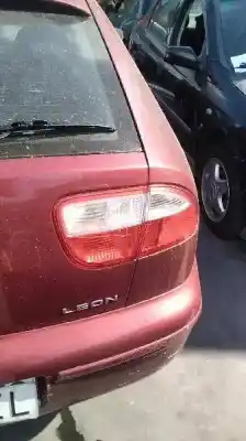 Здавання транспортного засобу seat leon (1m1) signo року 2000 потужний akl