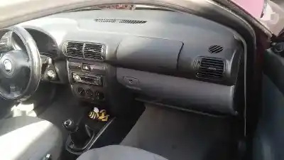 Здавання транспортного засобу seat leon (1m1) signo року 2000 потужний akl