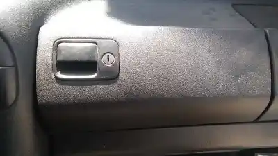 Здавання транспортного засобу volkswagen golf iii berlina (1h1) cl року 1995 потужний aek