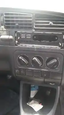 Здавання транспортного засобу volkswagen golf iii berlina (1h1) cl року 1995 потужний aek