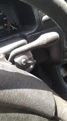 Здавання транспортного засобу volkswagen golf iii berlina (1h1) cl року 1995 потужний aek