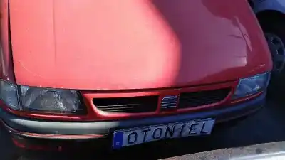 Здавання транспортного засобу seat cordoba berlina (6k2) clx року 1995 потужний abd