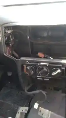 Здавання транспортного засобу seat cordoba berlina (6k2) clx року 1995 потужний abd