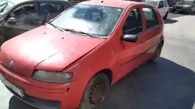 Véhicule à la ferraille fiat punto berlina (188) 1.2 8v dynamic de l'année 2001 alimenté 188a4000