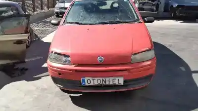 Véhicule à la ferraille fiat punto berlina (188) 1.2 8v dynamic de l'année 2001 alimenté 188a4000