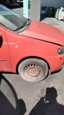 Véhicule à la ferraille fiat punto berlina (188) 1.2 8v dynamic de l'année 2001 alimenté 188a4000