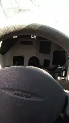 Véhicule à la ferraille fiat punto berlina (188) 1.2 8v dynamic de l'année 2001 alimenté 188a4000