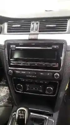 Veículo de Sucata skoda suberb (3t4) ambition do ano 2009 alimentado bmp