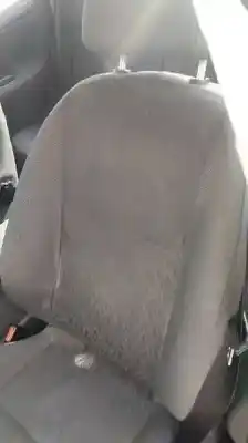 Sloopvoertuig ford mondeo berlina (gd) ghia van het jaar 1999 aangedreven rkf