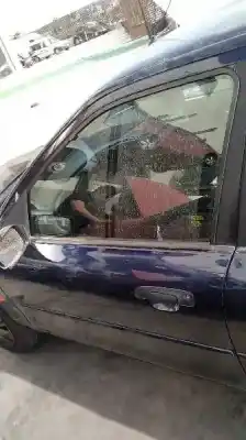 Sloopvoertuig ford mondeo berlina (gd) ghia van het jaar 1999 aangedreven rkf