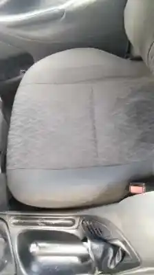 Sloopvoertuig ford mondeo berlina (gd) ghia van het jaar 1999 aangedreven rkf