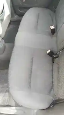 Sloopvoertuig ford mondeo berlina (gd) ghia van het jaar 1999 aangedreven rkf