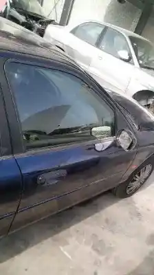 Sloopvoertuig ford mondeo berlina (gd) ghia van het jaar 1999 aangedreven rkf