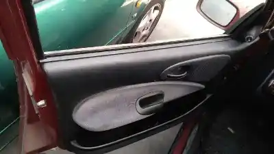 Здавання транспортного засобу ford escort berl./turnier atlanta berlina року 1998 потужний l1h