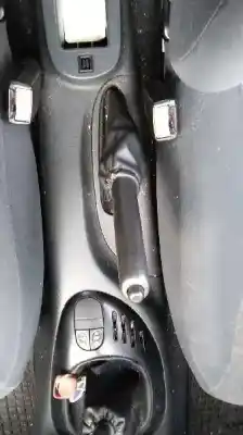 Здавання транспортного засобу ford escort berl./turnier atlanta berlina року 1998 потужний l1h