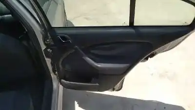 Veículo de Sucata skoda octavia berlina (1u2) classic do ano 2002 alimentado asv